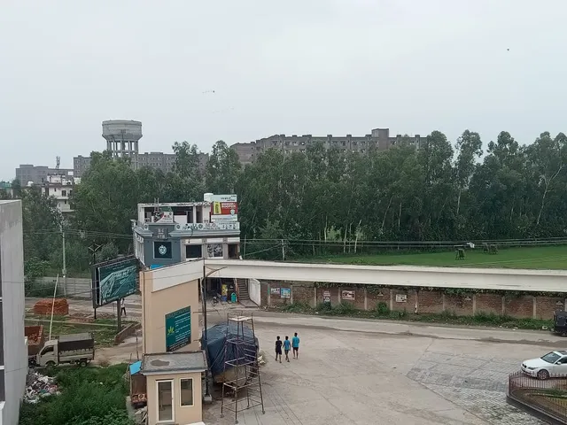 PG near LPU Five 50 Apartments