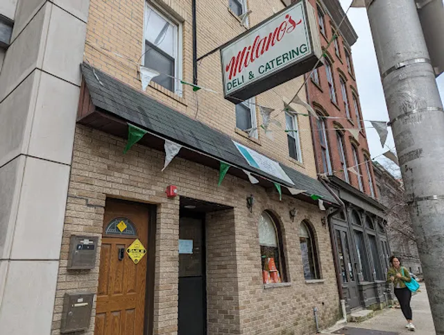 Milano's Deli
