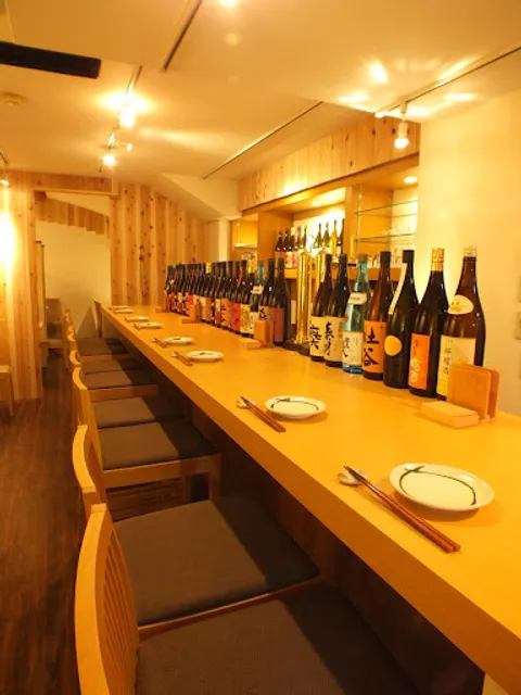 冠地鶏とかぼす平目 とよの本舗 元町旧居留地店