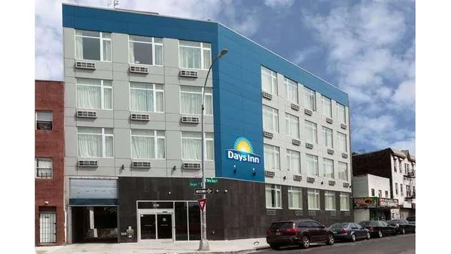 Days Inn by Wyndham Brooklyn Crown Heights
