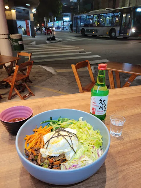 K'Pop Chicken - Vila Romana