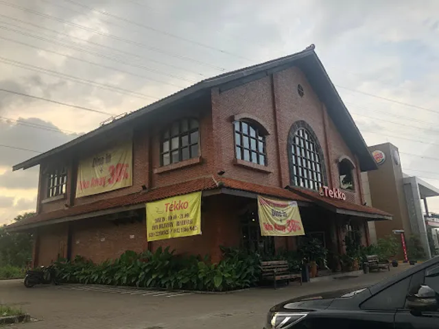 Tekko Grand Kota Bintang