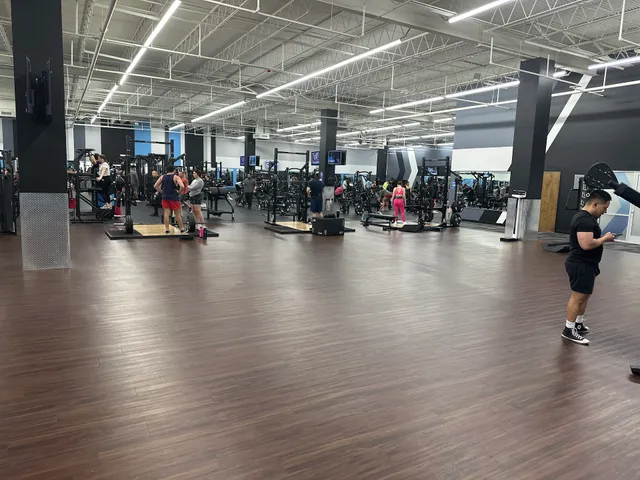 TruFit Athletic Clubs - 10th St