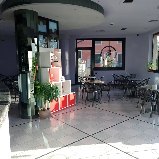 photo-1