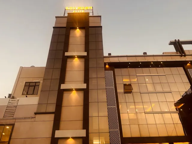 HOTEL Govindam Elite : Banquet | Lawn | Restaurant & Luxurious A.C. Rooms