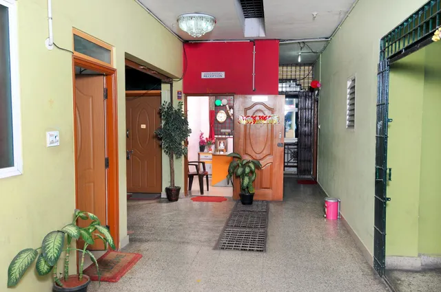 OYO Aashish residency