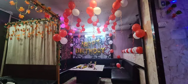 D PUZZLES RESTRO & LOUNGE