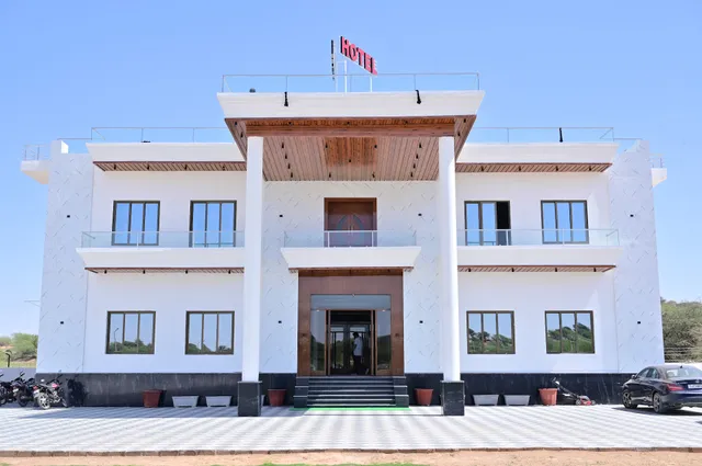 Hotel Shri Tulsi Residency