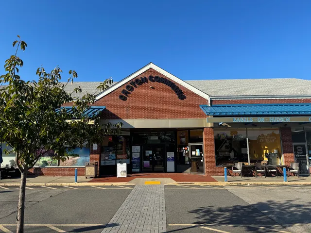 Croton Commons Shopping Center