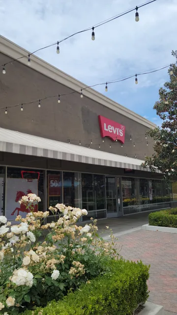 Levi’s Outlet Store