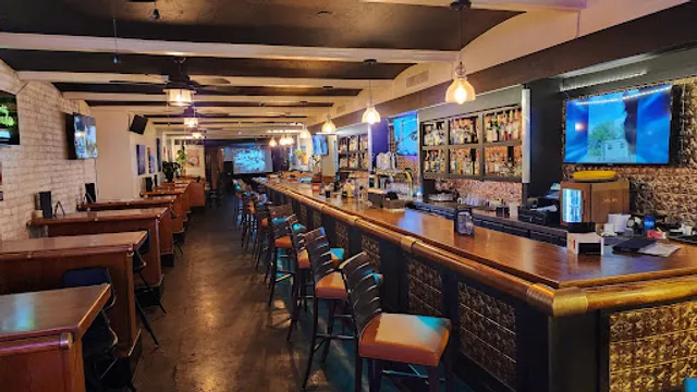 Boomerangs Down Under Bar