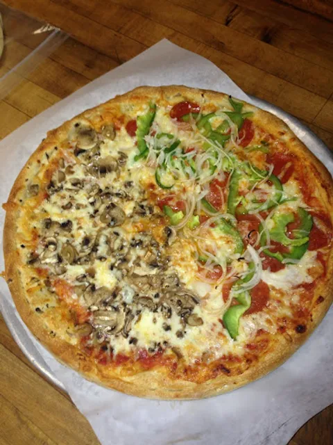 Harbor House of Pizza