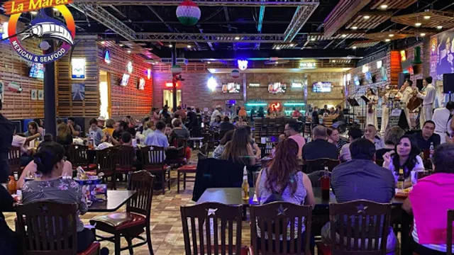 Mariscos La Marea Irving