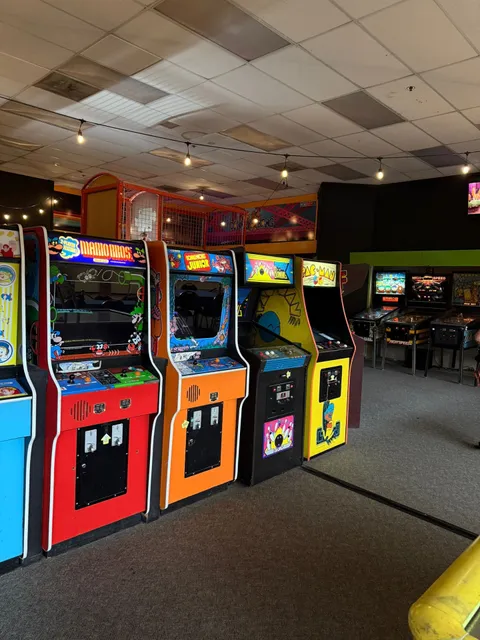Oskaloosa Old School Pinball and Arcade