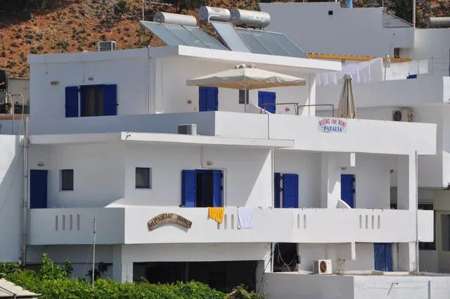 Paralia Guest House