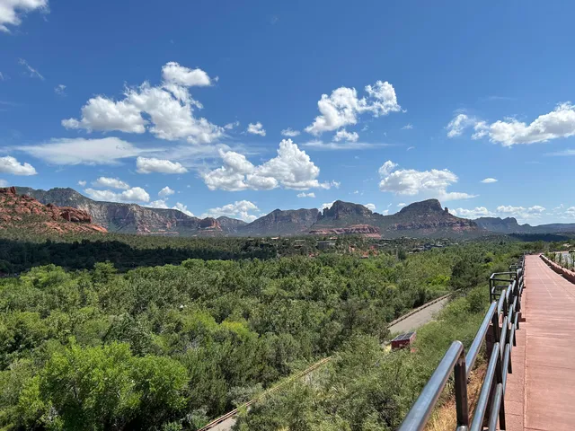 Oak Creek Scenic Overlook