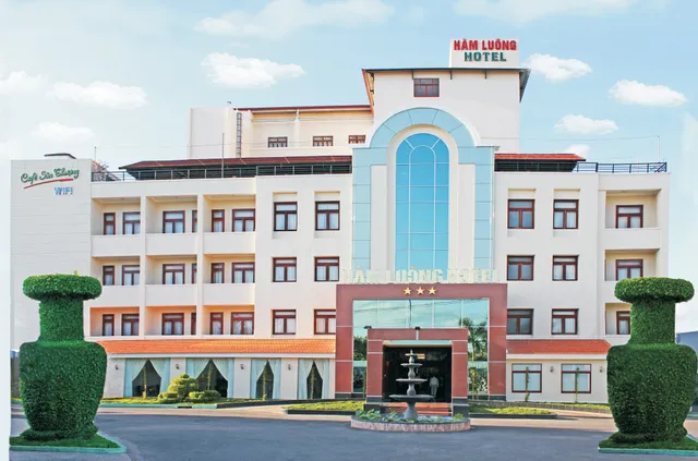 Khách sạn Hàm Luông