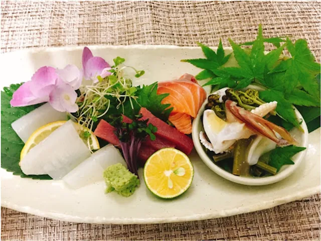 kitchen bar Ｑuattro