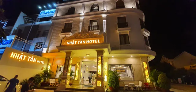 Nhật Tân Hotel
