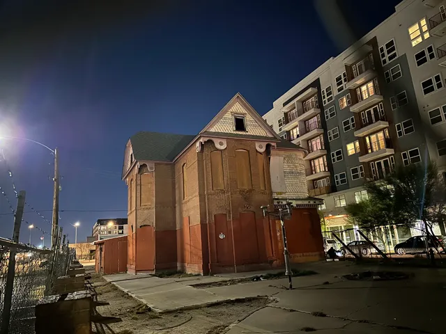 Charles Pugh House - Historic 1897 Victorian