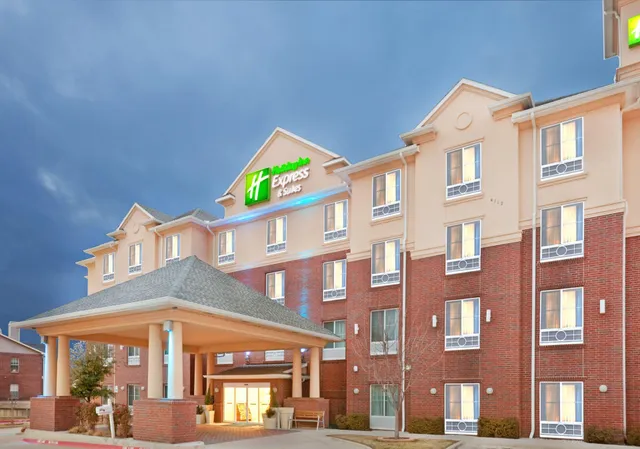 Holiday Inn Express & Suites Dallas - Grand Prairie I-20 by IHG