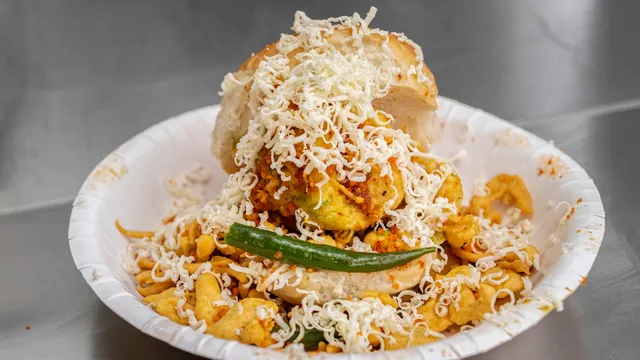 Mumbai Vada Pav