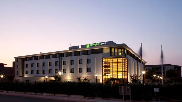 Holiday Inn Express Toulouse Airport by IHG