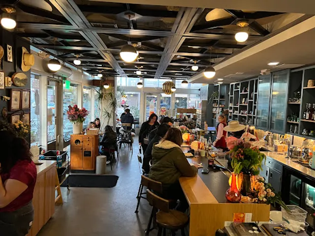 MillCross Coffee Bar & Kitchen / La Sabina Wine Bar