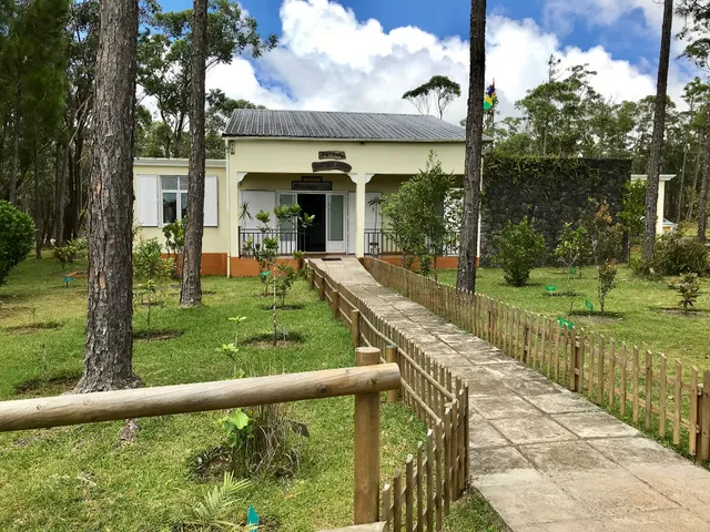 Le Pétrin Information Centre