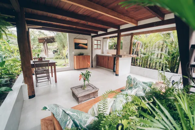 Vila Fruta-Pão Caraiva