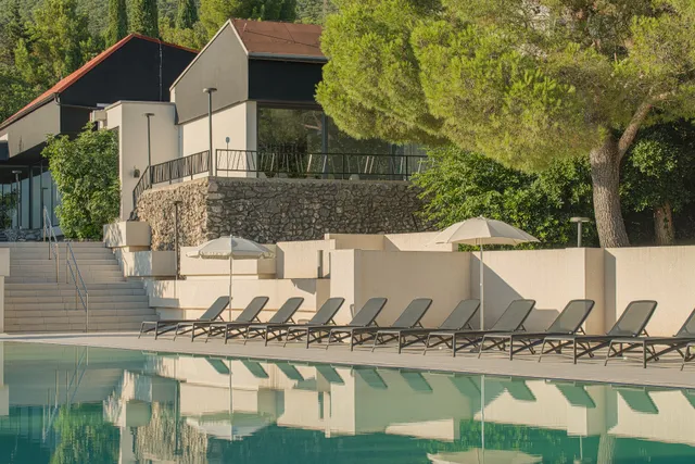 Hotel / pavilions Ad Turres