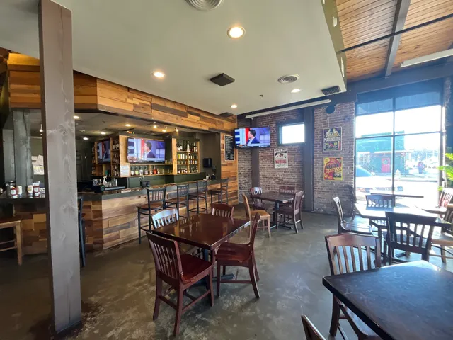 High Life Sports Bar and Grill