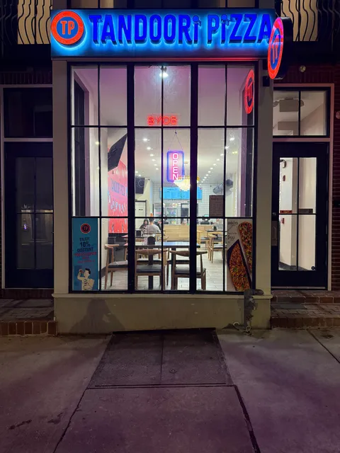 Tandoori Pizza - Bryn Mawr