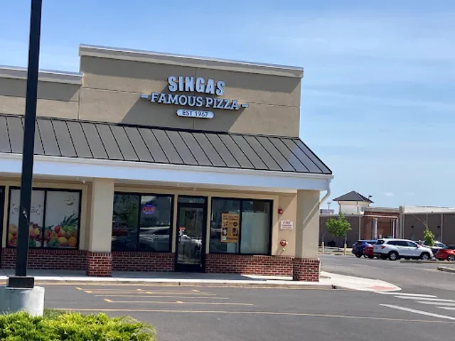 Singas Famous Pizza Middletown