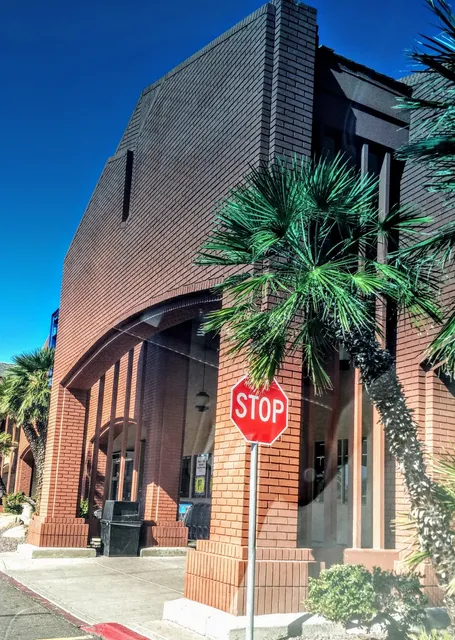 Glendale Shopping Plaza