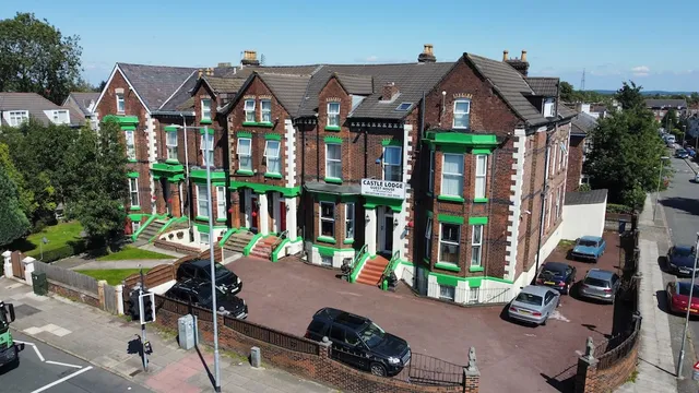 Castle Lodge Guest House