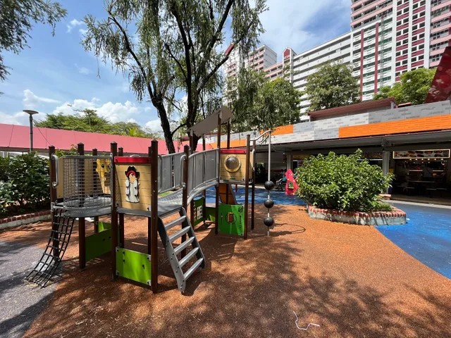 Blk 116 Bukit Merah View Playground/Fitness Corner