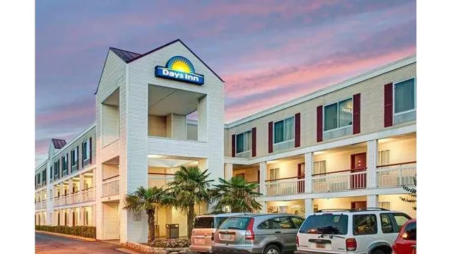 Days Inn by Wyndham Marietta-Atlanta-Delk Road