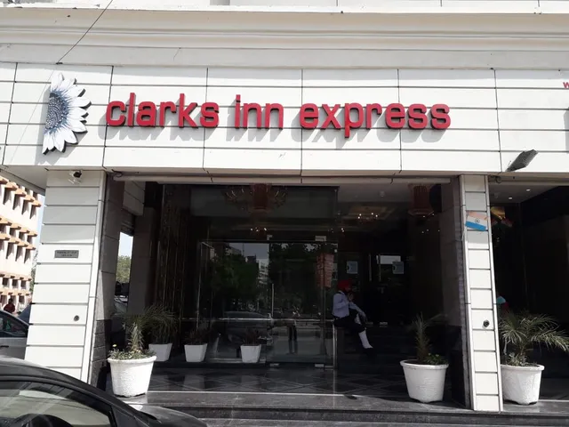 Bharawan Clarks Inn Express Amritsar
