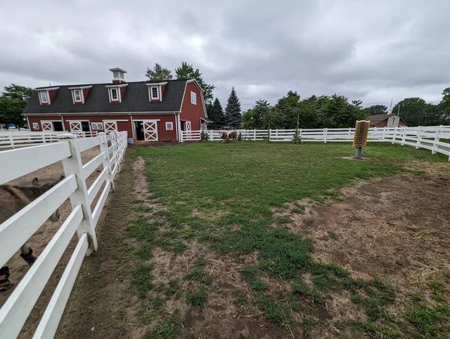 Heritage Park Petting Farm