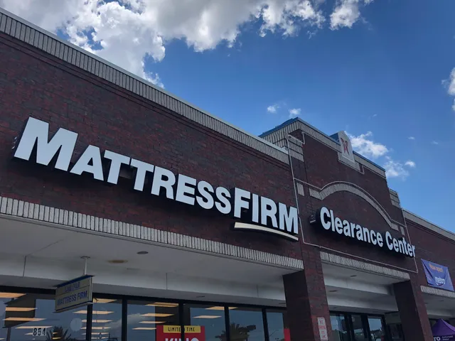 Mattress Firm Clearance Center Largo Mall