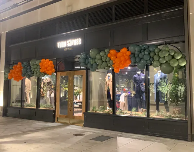 Todd Snyder at Boston Seaport