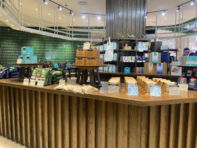 La Viet Coffee (Lotte West Lake)