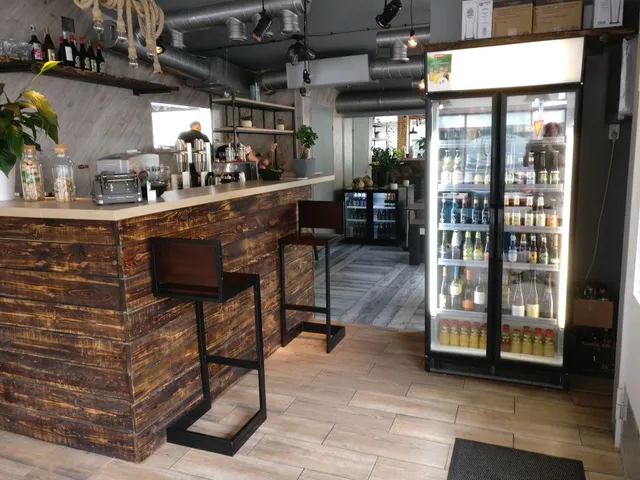 Domino Sushi / Domino Kitchen / Papito