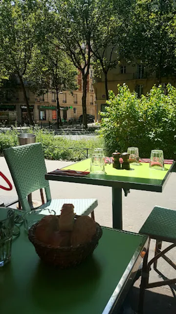 Le 217 Brasserie Restaurant