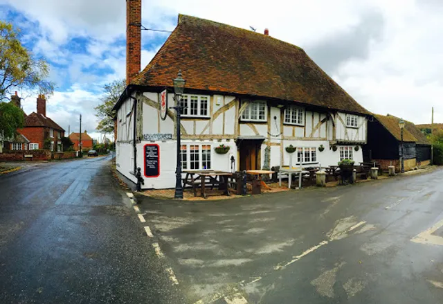 The Red Lion, Hernhill