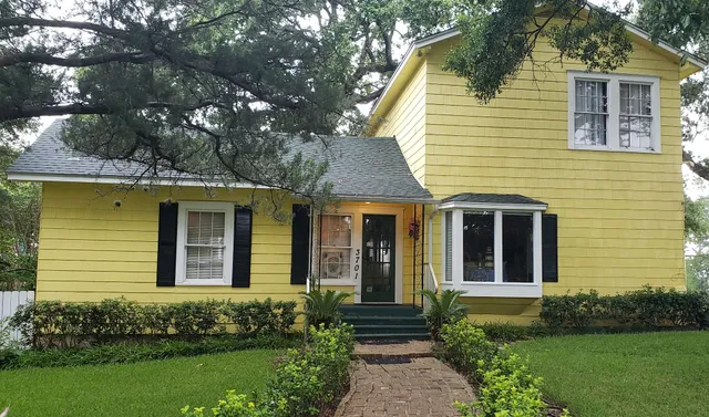 The Lakehouse on Clear Lake