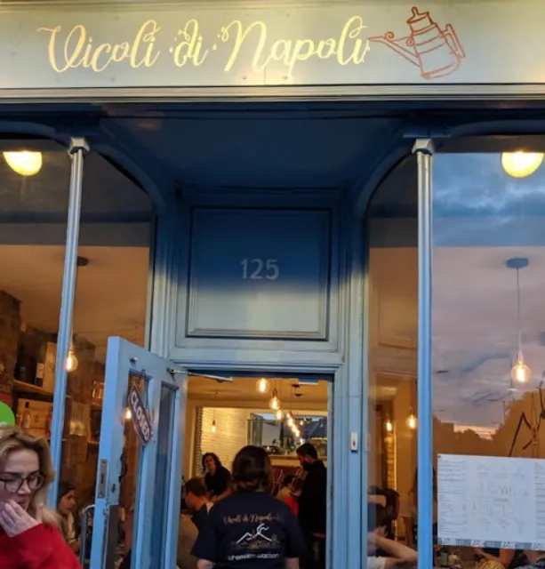 Vicoli di Napoli Pizzeria - Pizza Restaurant