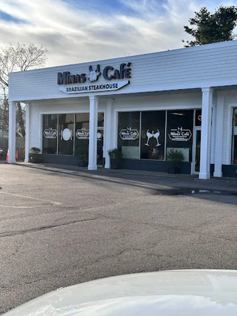 Minas Cafe Steakhouse