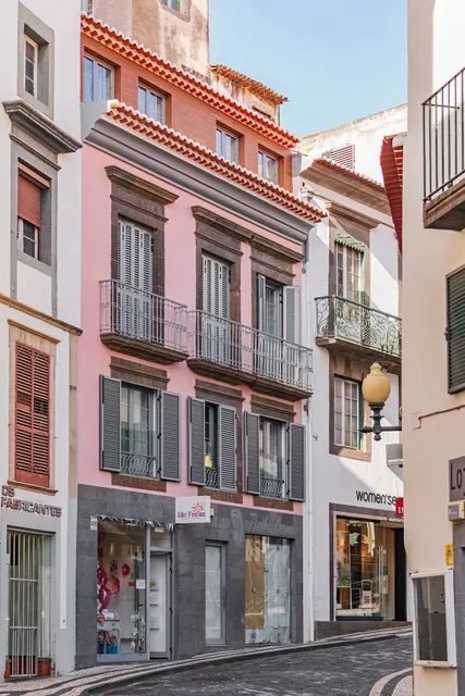 Apartamentos Funchal by Petit Hotels